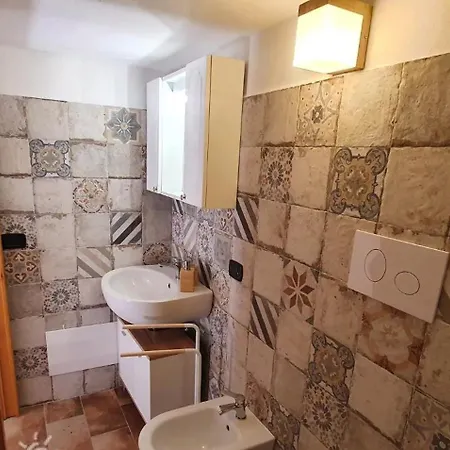 In Centro Con Cortile Apartman *