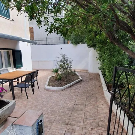 In Centro Con Cortile * Cala Gonone